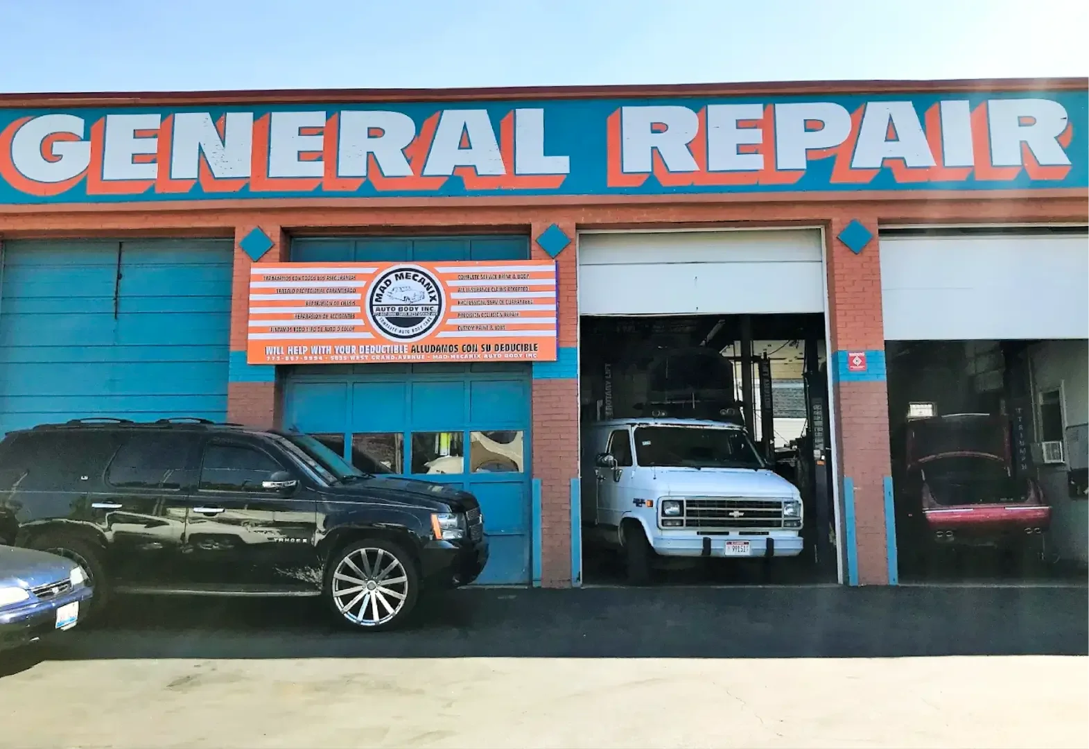 Photo of Max Mecanix storefront after new sign installation